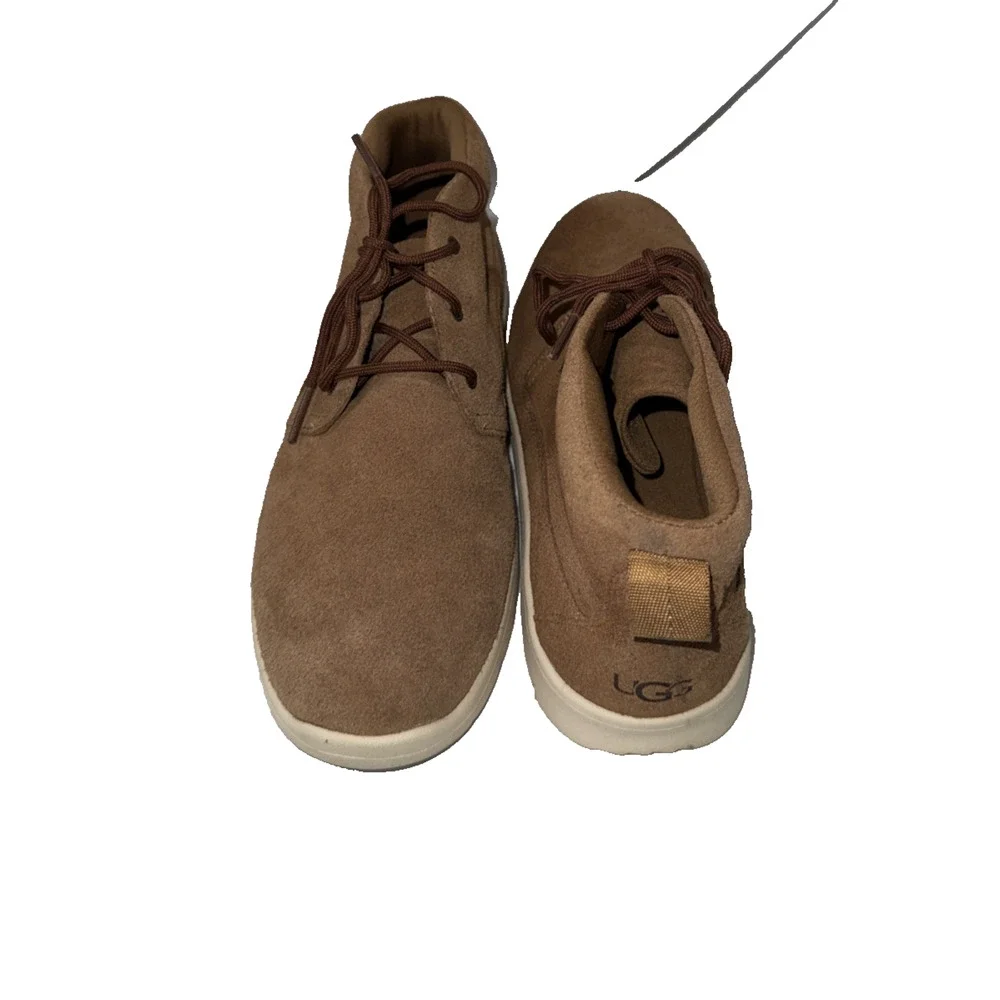UGG Canoe II chukka boots in chestnut suede Size 5